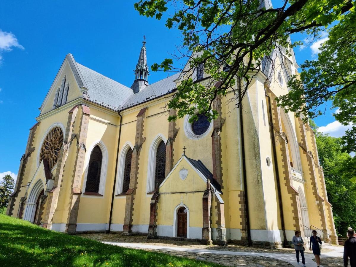 Historical House In The Center Levoca With Parking Apartment Exterior photo